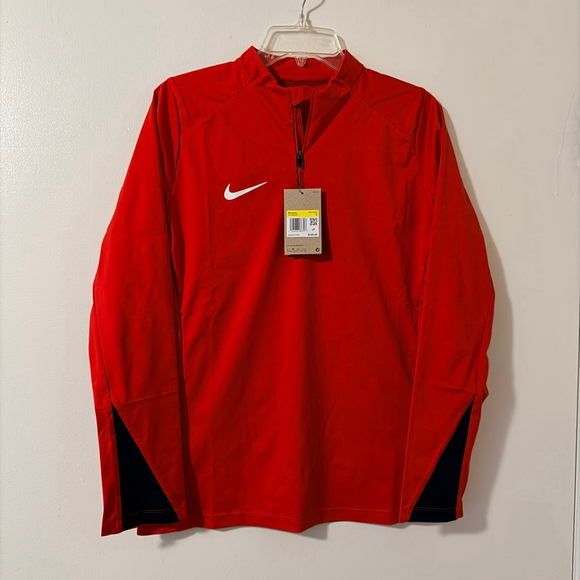 Nike Women's Storm-Fit 1/4 Zip Top Red Small NWT - Picture 15 of 16